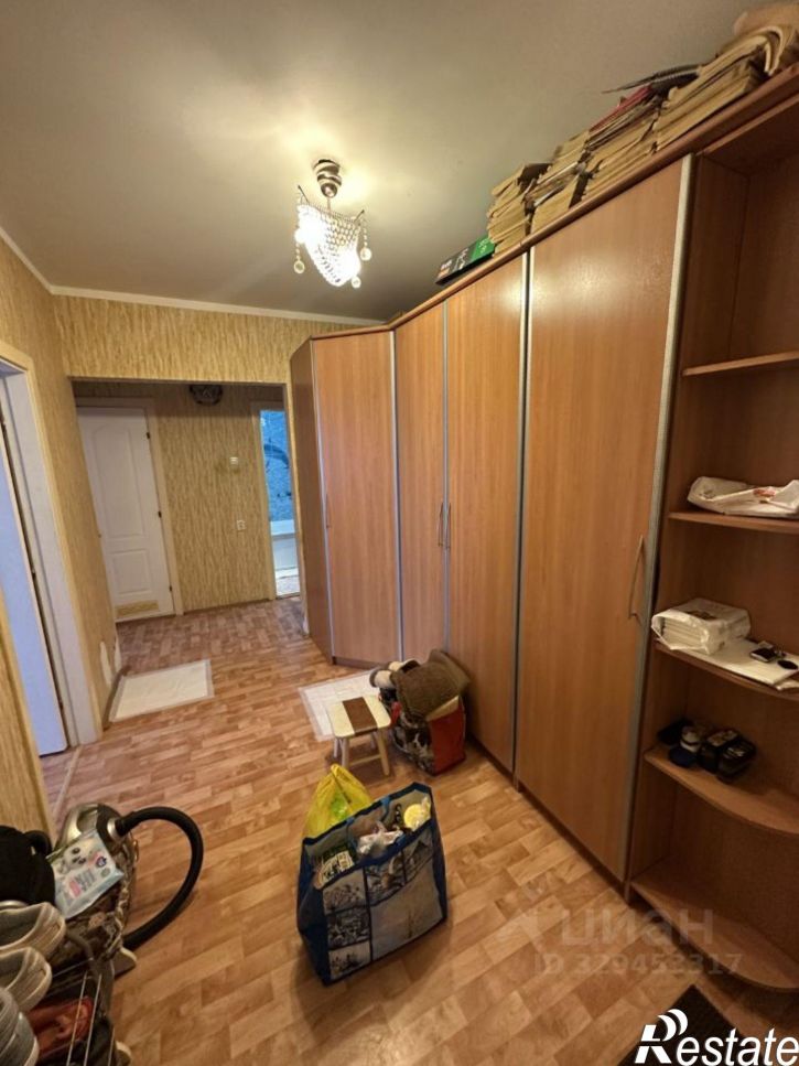 3-комн квартира улица Алроса, 9,  д. 9