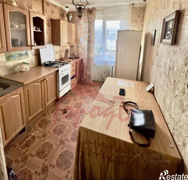 3-комн квартира ул 8 Марта, 27,  д. 27