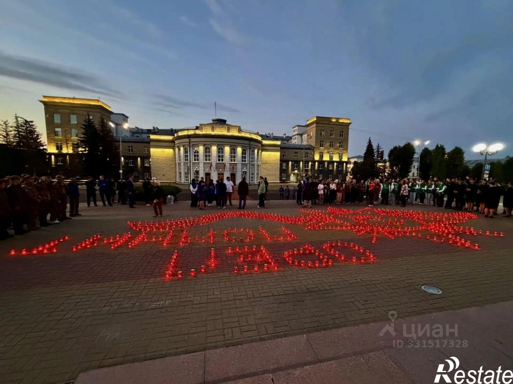 Сдать гараж, место в паркинге за 5 000 рублей на улица Ленина, 1