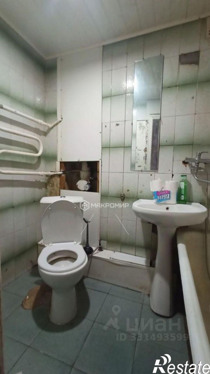2-комн квартира ул 60-летия Октября, 18,  д. 18