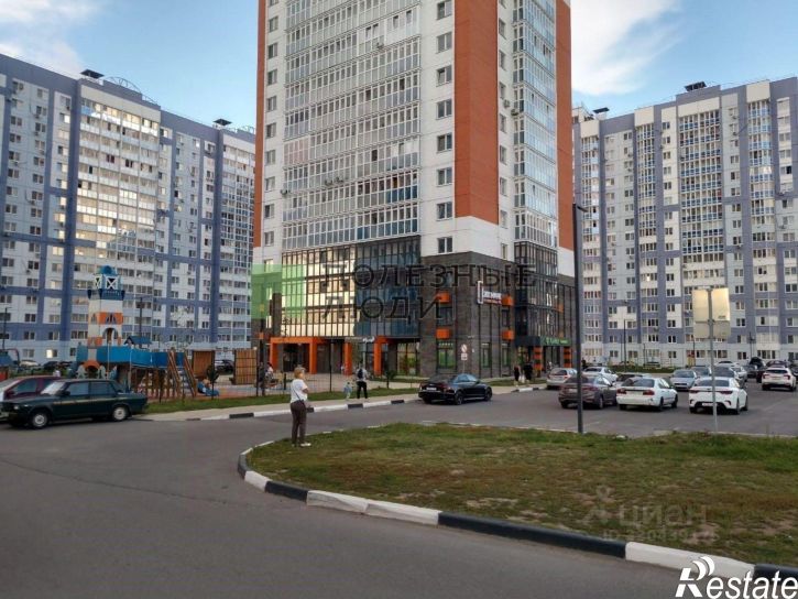 3-комн квартира ул Зареченская, 4 3,  д. 4 3,  к. 3