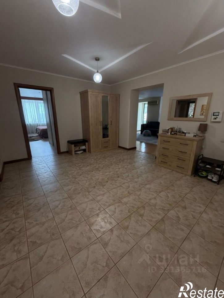4-комн квартира Орёл, улица 60-летия Октября, 13