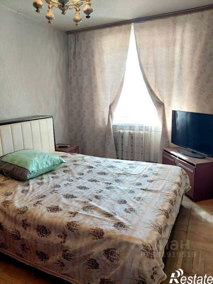 3-комн квартира ул Латышских Стрелков, 1,  д. 1