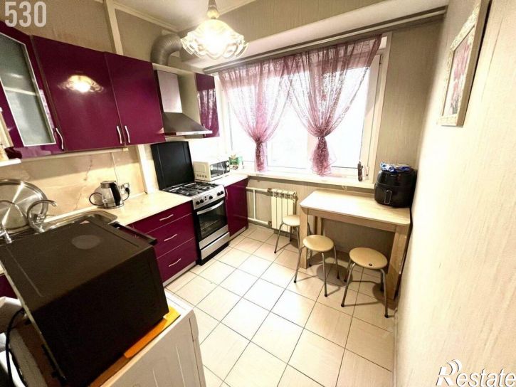 3-комн квартира пл Поликарпова, 10,  д. 10