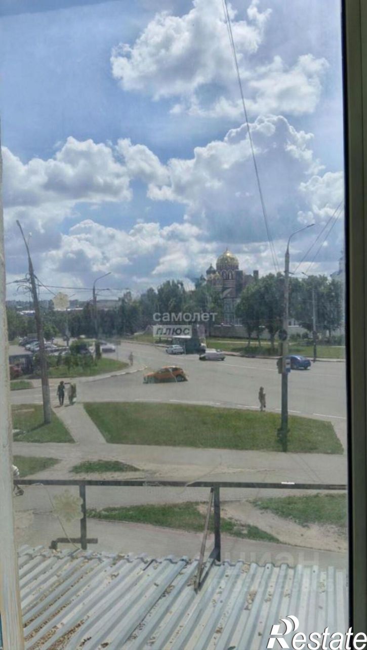 4-комн квартира ул 8 Марта, 19,  д. 19