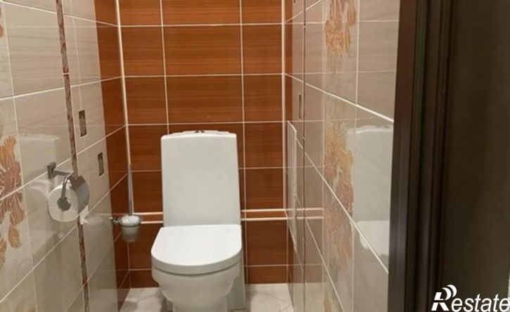 3-комн квартира ул Революции, 3,  д. 3