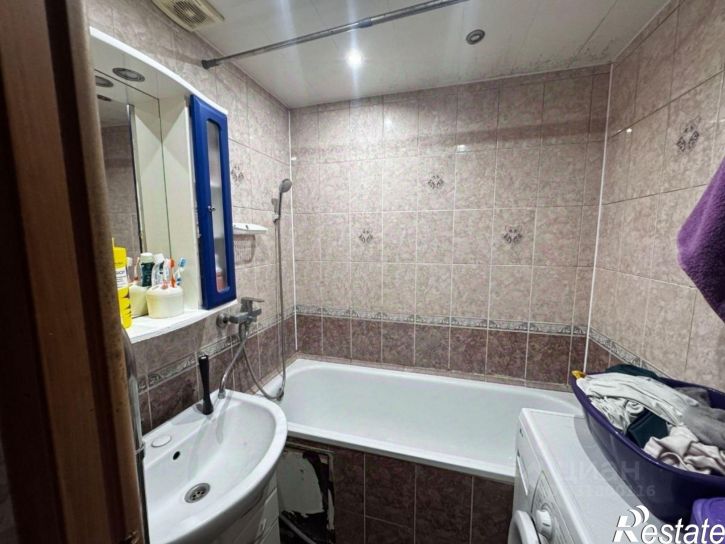 3-комн квартира ул Матросова, 50,  д. 50