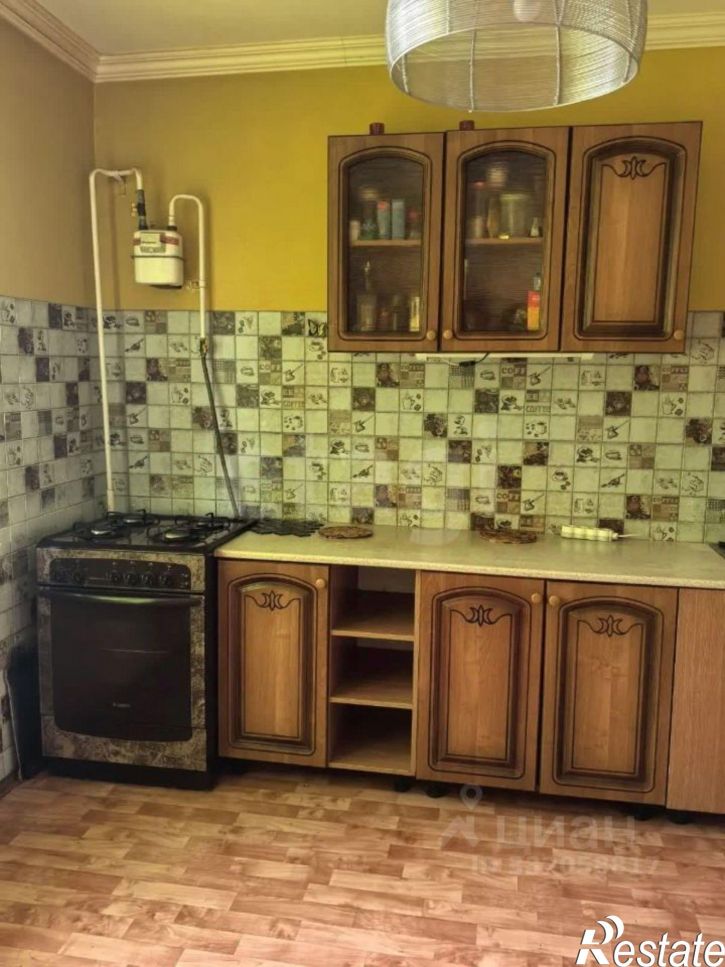 2-комн квартира б-р Молодежи, 4,  д. 4