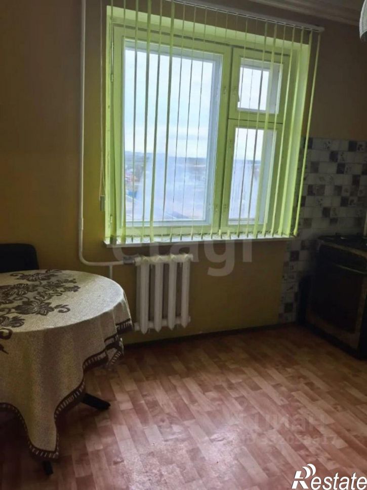 2-комн квартира б-р Молодежи, 4,  д. 4
