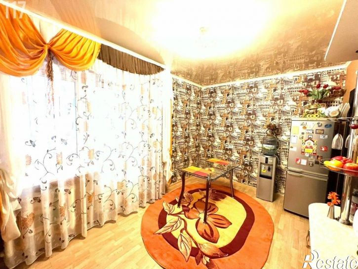 2-комн квартира б-р Молодежи, 14,  д. 14