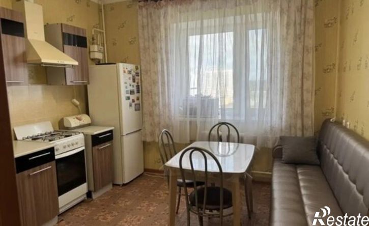 2-комн квартира б-р Молодежи, 20,  д. 20