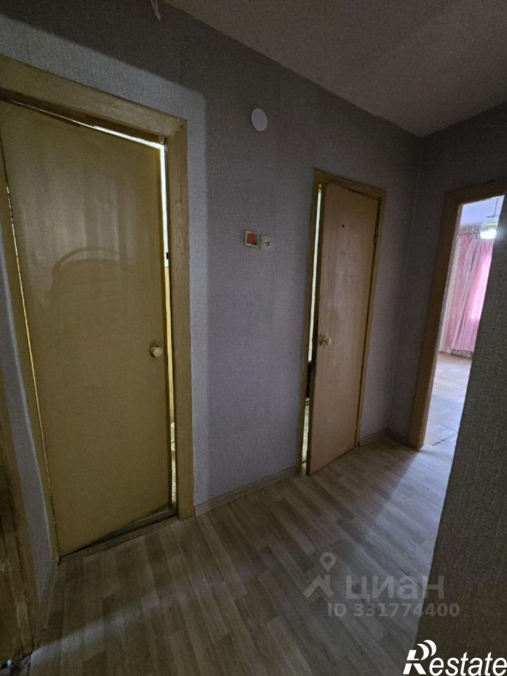 3-комн квартира Бетонный пер, 12,  д. 12