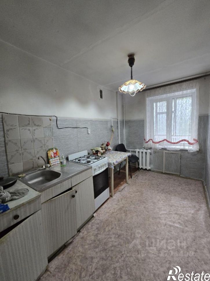 3-комн квартира Бетонный пер, 12,  д. 12