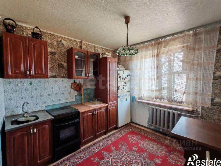 4-комн квартира ул Чечневой, 1,  д. 1