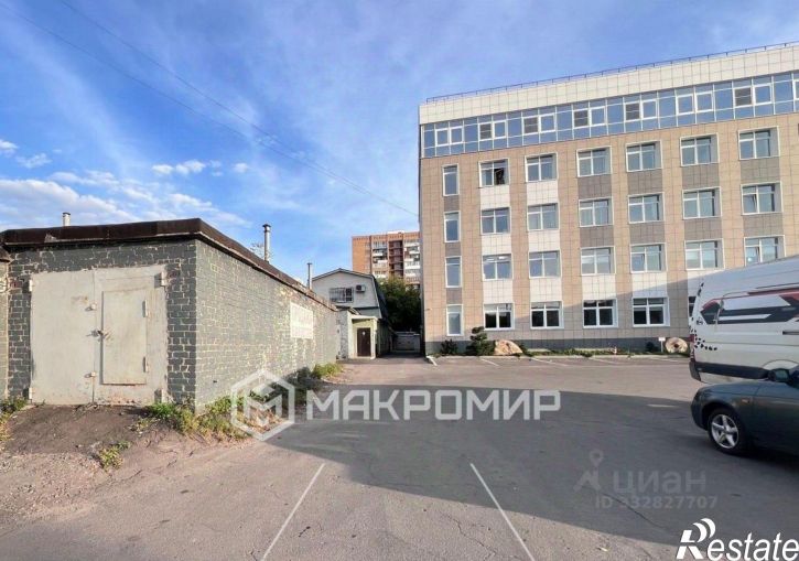 Гараж/парковка наб Дубровинского, 70,  д. 70