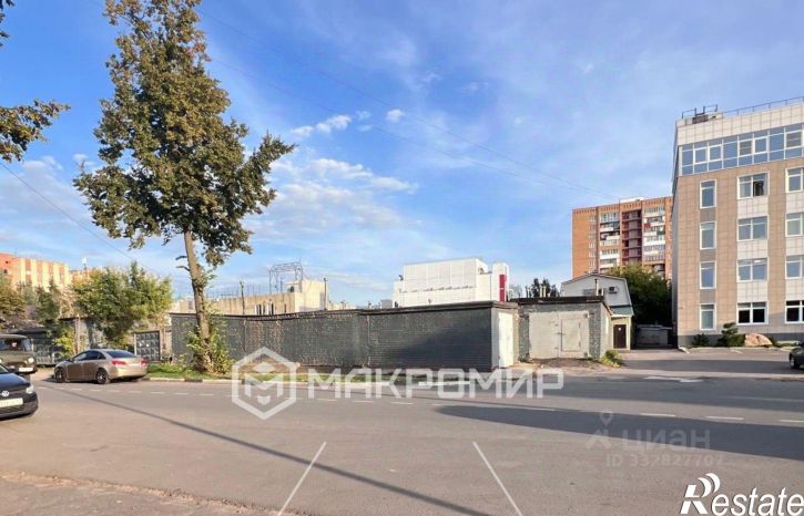 Гараж/парковка наб Дубровинского, 70,  д. 70