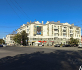комната 80 кв м ул Комсомольская, 77