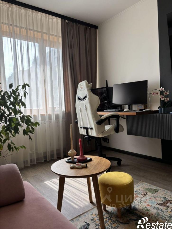 2-комн квартира ул Бурова, 20,  д. 20