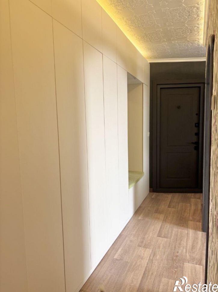 2-комн квартира ул Бурова, 20,  д. 20