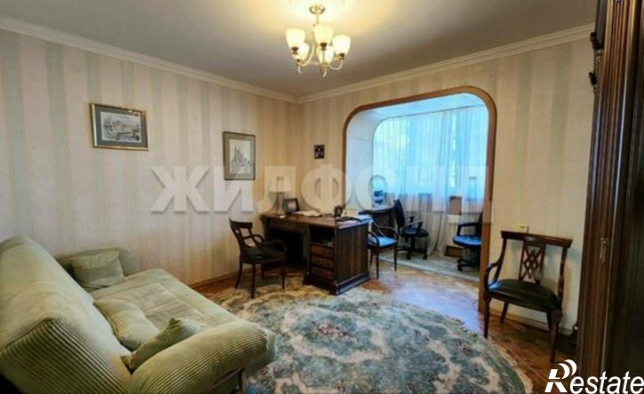 4-комн квартира ул Комсомольская, 44,  д. 44