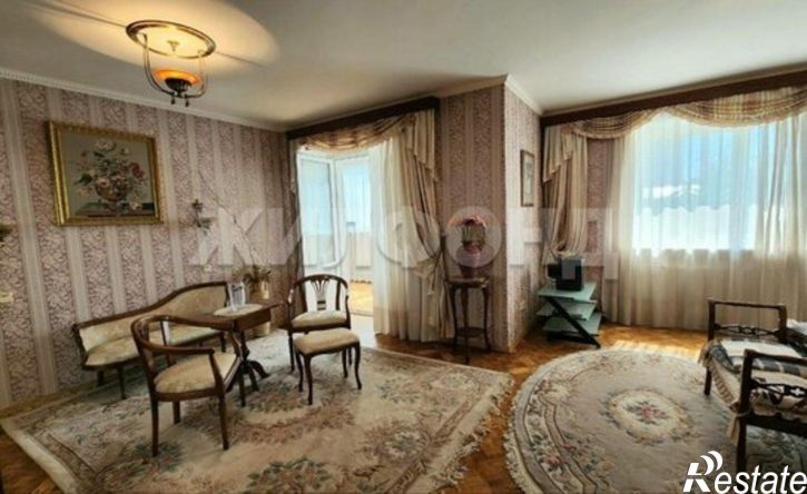 4-комн квартира ул Комсомольская, 44,  д. 44