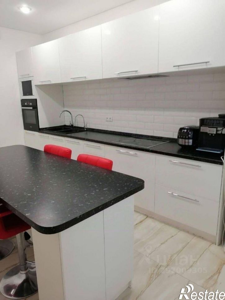 3-комн квартира ул Андрианова, 39,  д. 39