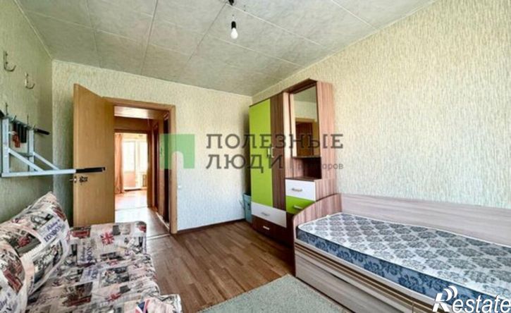 3-комн квартира ул 8 Марта, 27,  д. 27