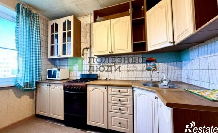 3-комн квартира ул 8 Марта, 27,  д. 27