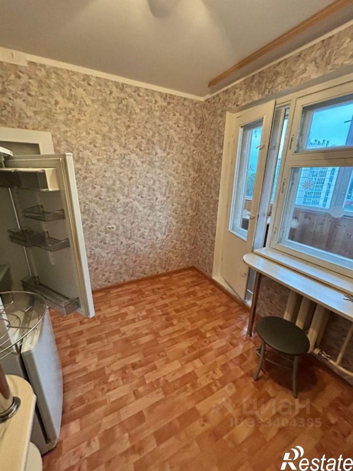1-комн квартира б-р Молодежи, 1,  д. 1