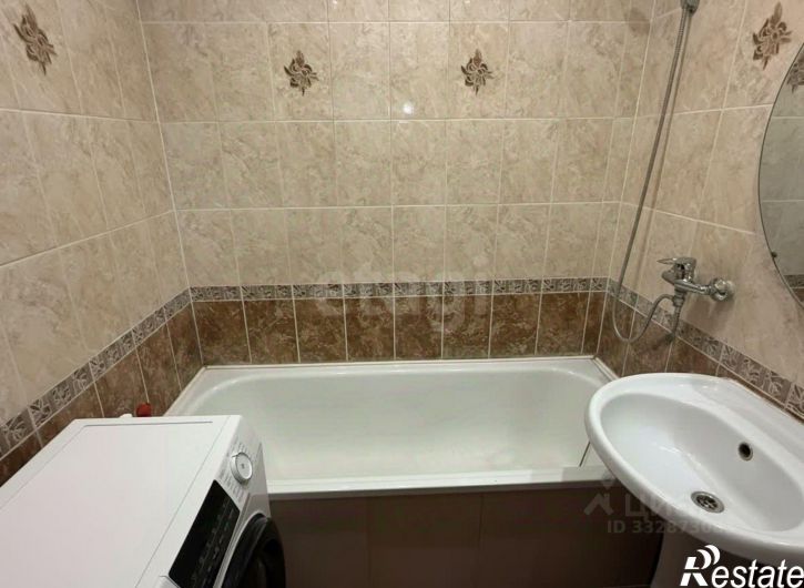 3-комн квартира ул Авиационная, 2,  д. 2