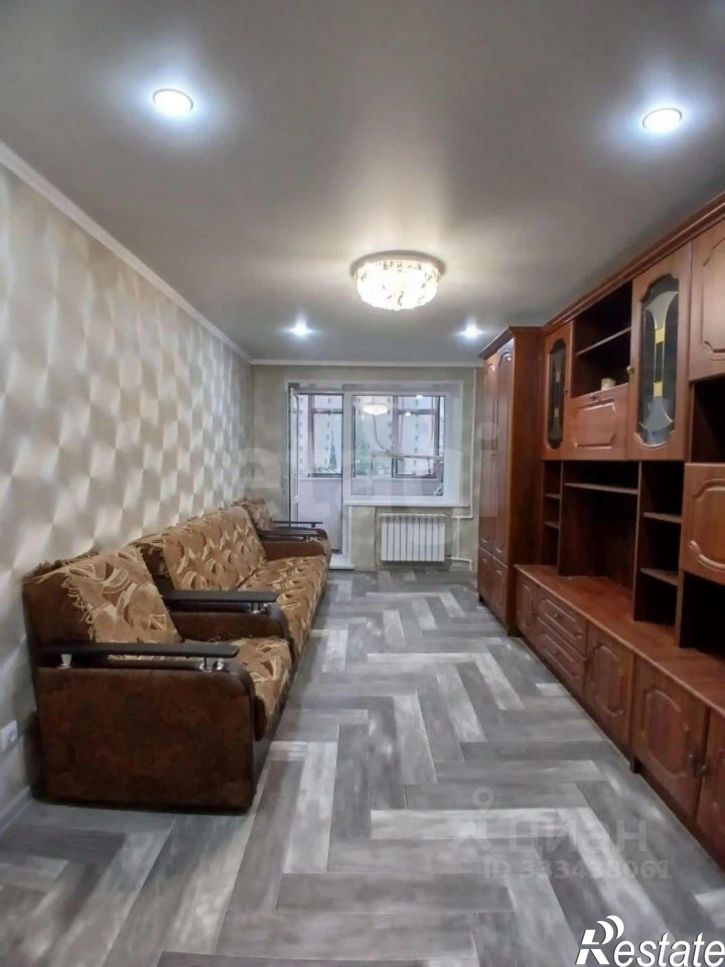 3-комн квартира ул 60-летия Октября, 17,  д. 17