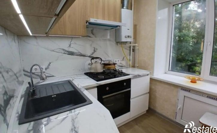 3-комн квартира ул 60-летия Октября, 17,  д. 17