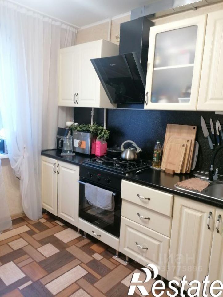 2-комн квартира улица Маринченко, 15,  д. 15