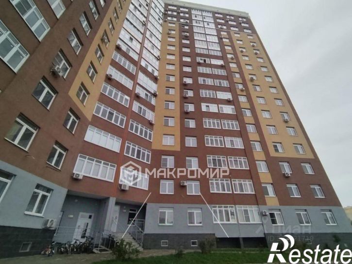 2-комн квартира улица Михалицына, 1,  д. 1