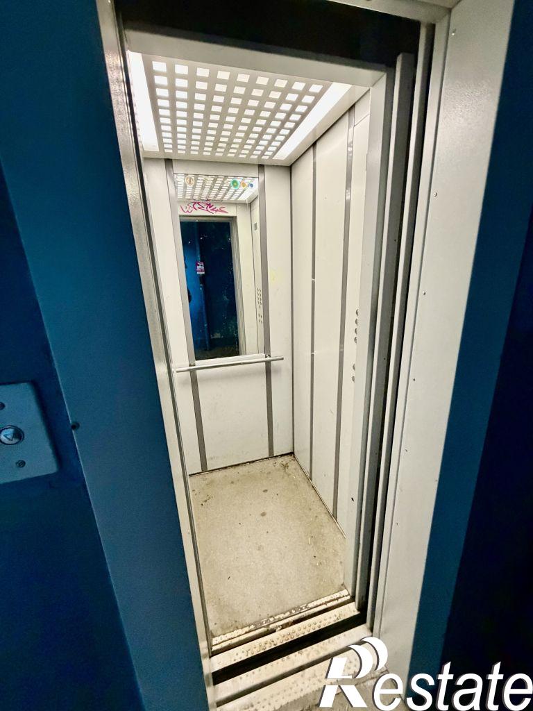 Купить комнату за 1 050 000 рублей на рощинская, 27