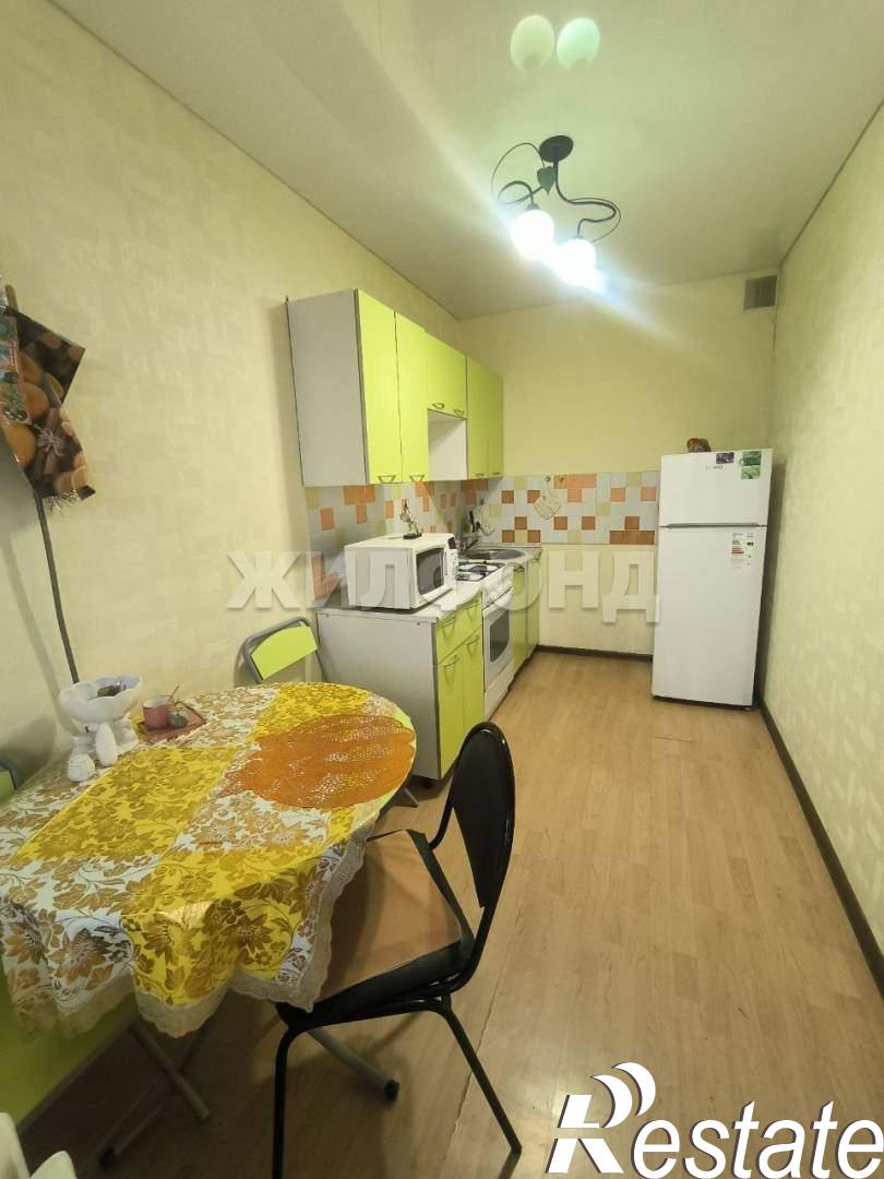 Купить квартиру за 5 400 000 рублей на 8 Марта улица, д.8