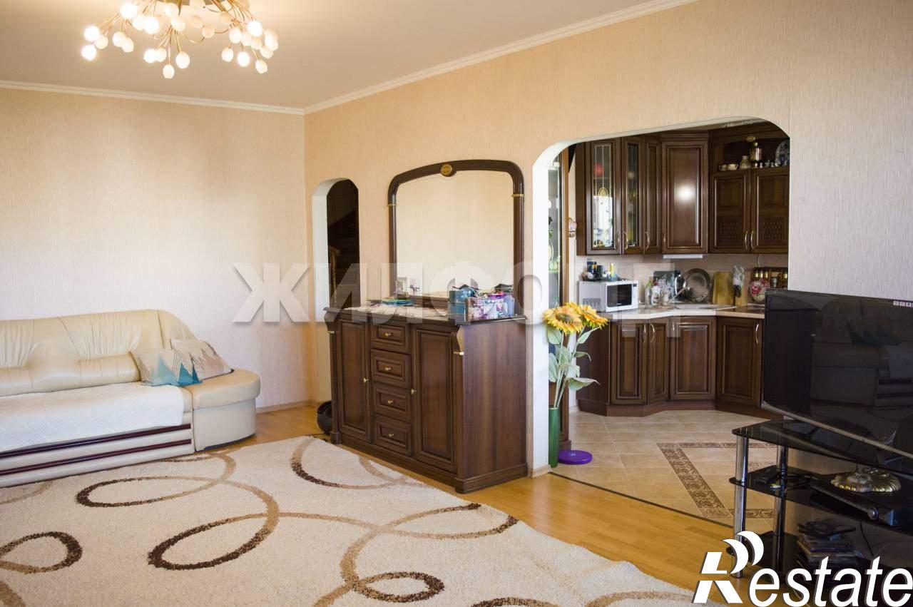 Купить квартиру за 9 700 000 рублей на Кромская улица, д.8