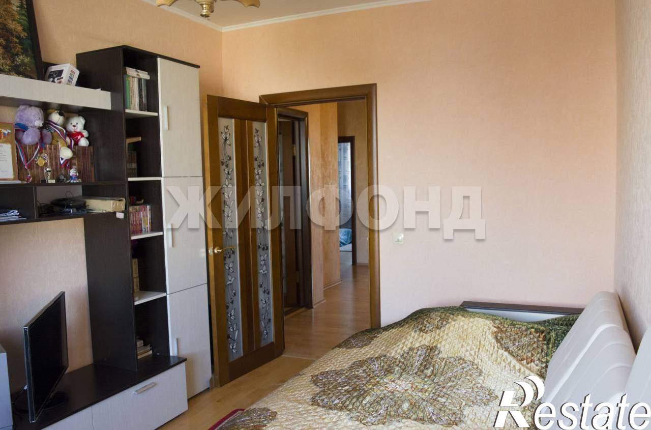 Купить квартиру за 9 700 000 рублей на Кромская улица, д.8