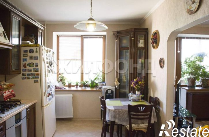 5-комн квартира Кромская улица, д.8