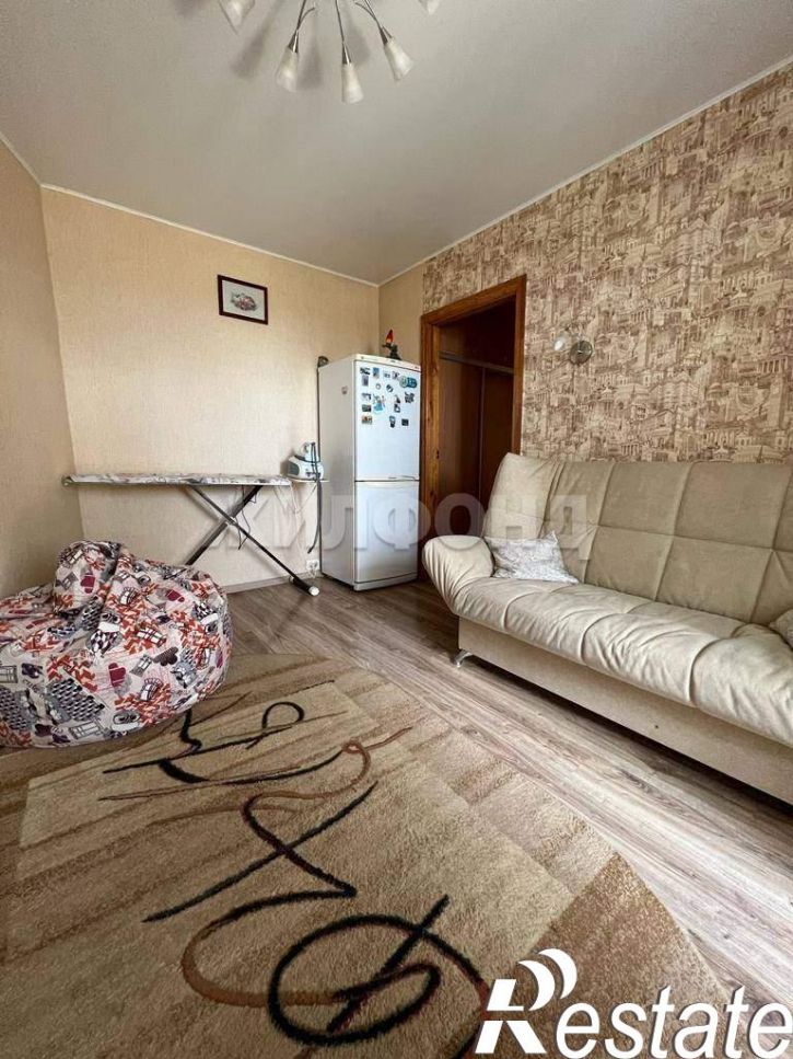 4-комн квартира Нормандия-Неман улица, д.93