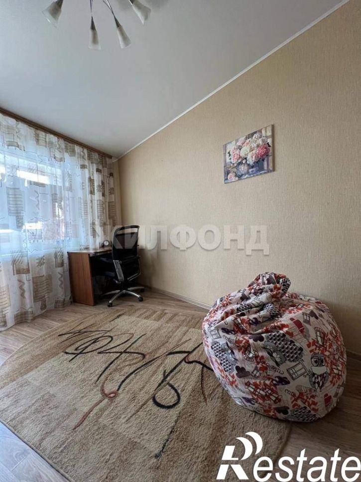 4-комн квартира Нормандия-Неман улица, д.93