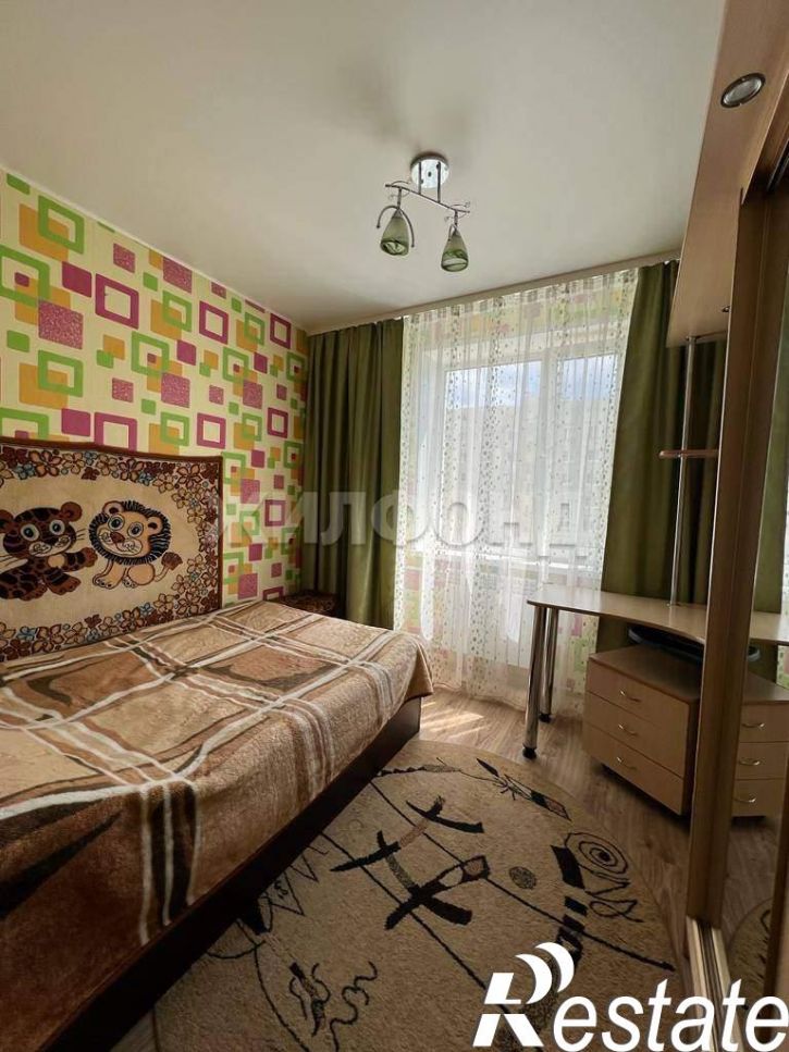 4-комн квартира Нормандия-Неман улица, д.93