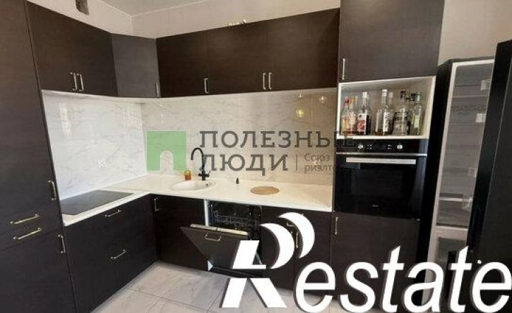 2-комн квартира улица Михалицына, 1,  д. 1