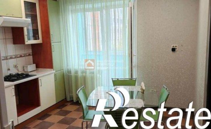 3-комн квартира улица Родзевича-Белевича, 23,  д. 23